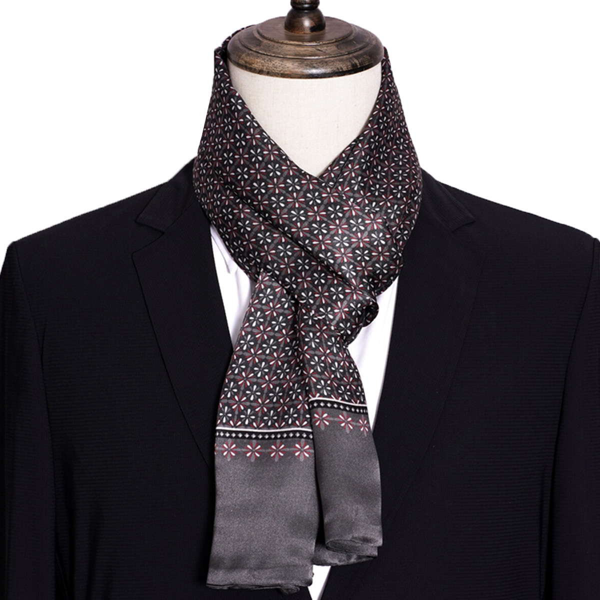 Sciarpa di seta a righe da uom - Men'S Accessories Premium recensione e prezzo