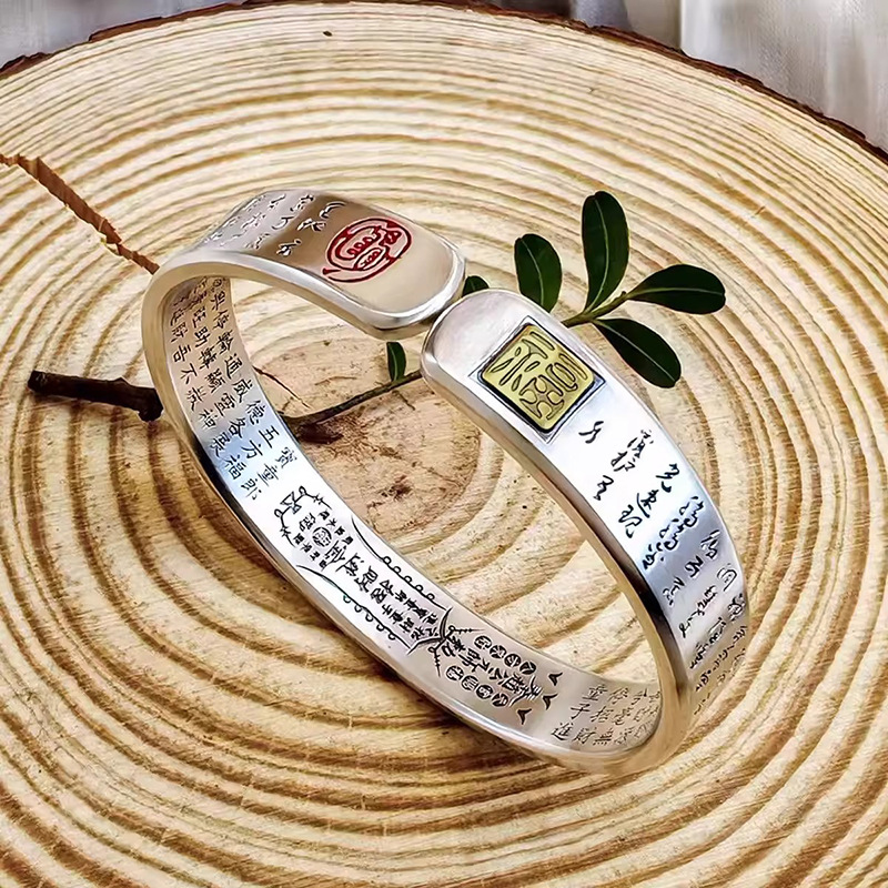 Bracciale da uomo con ciondolo - Men Accessories Ethnic recensione e prezzo